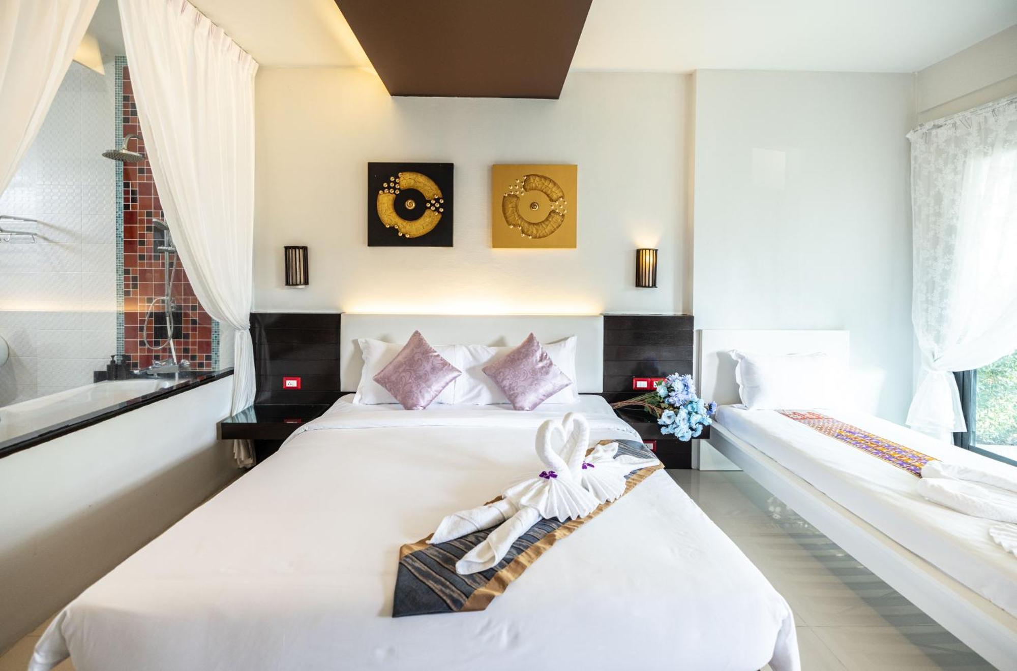Blue Carina Hotel Phuket Dış mekan fotoğraf