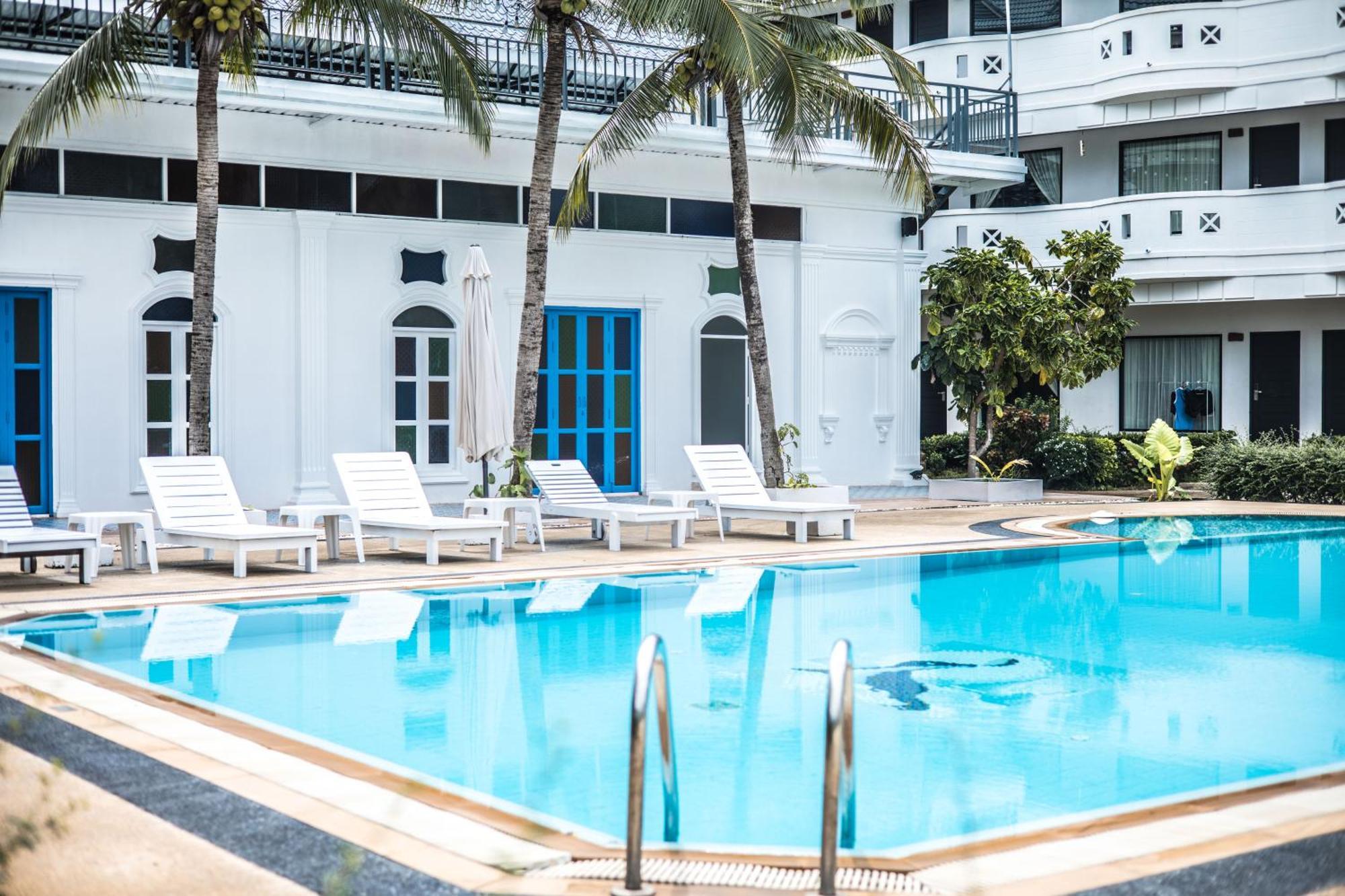 Blue Carina Hotel Phuket Dış mekan fotoğraf