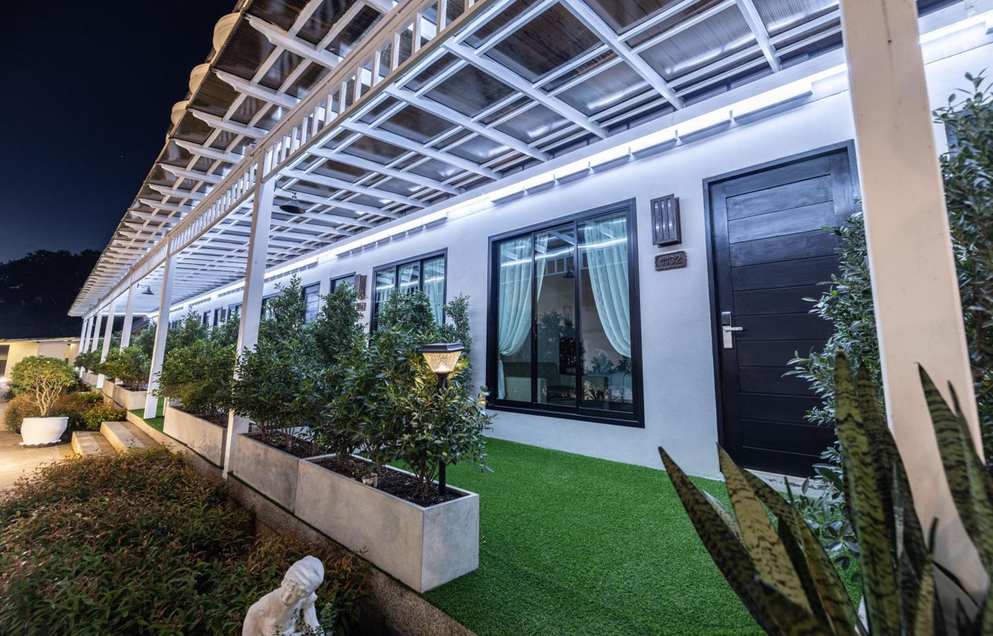 Blue Carina Hotel Phuket Dış mekan fotoğraf