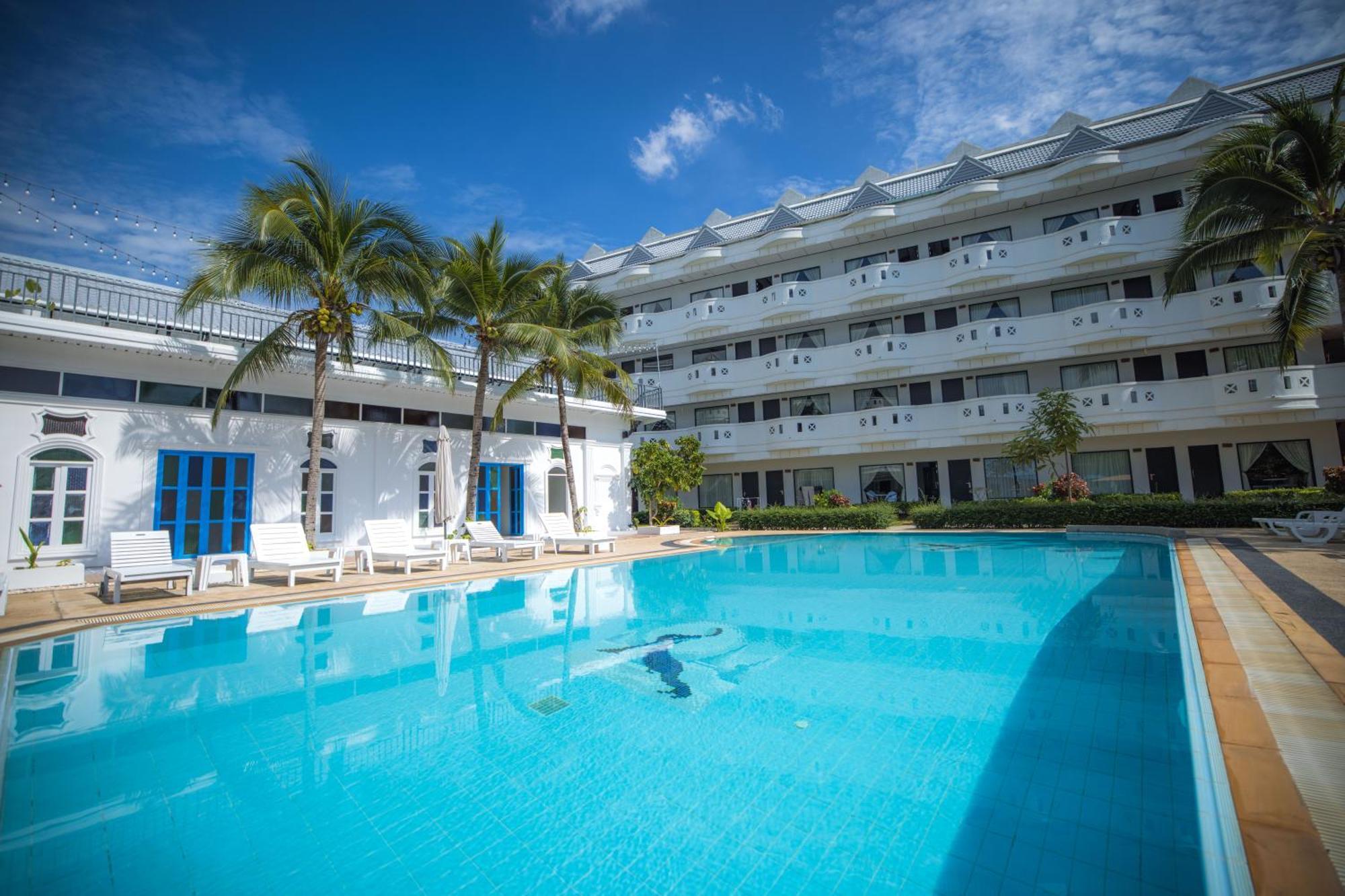 Blue Carina Hotel Phuket Dış mekan fotoğraf
