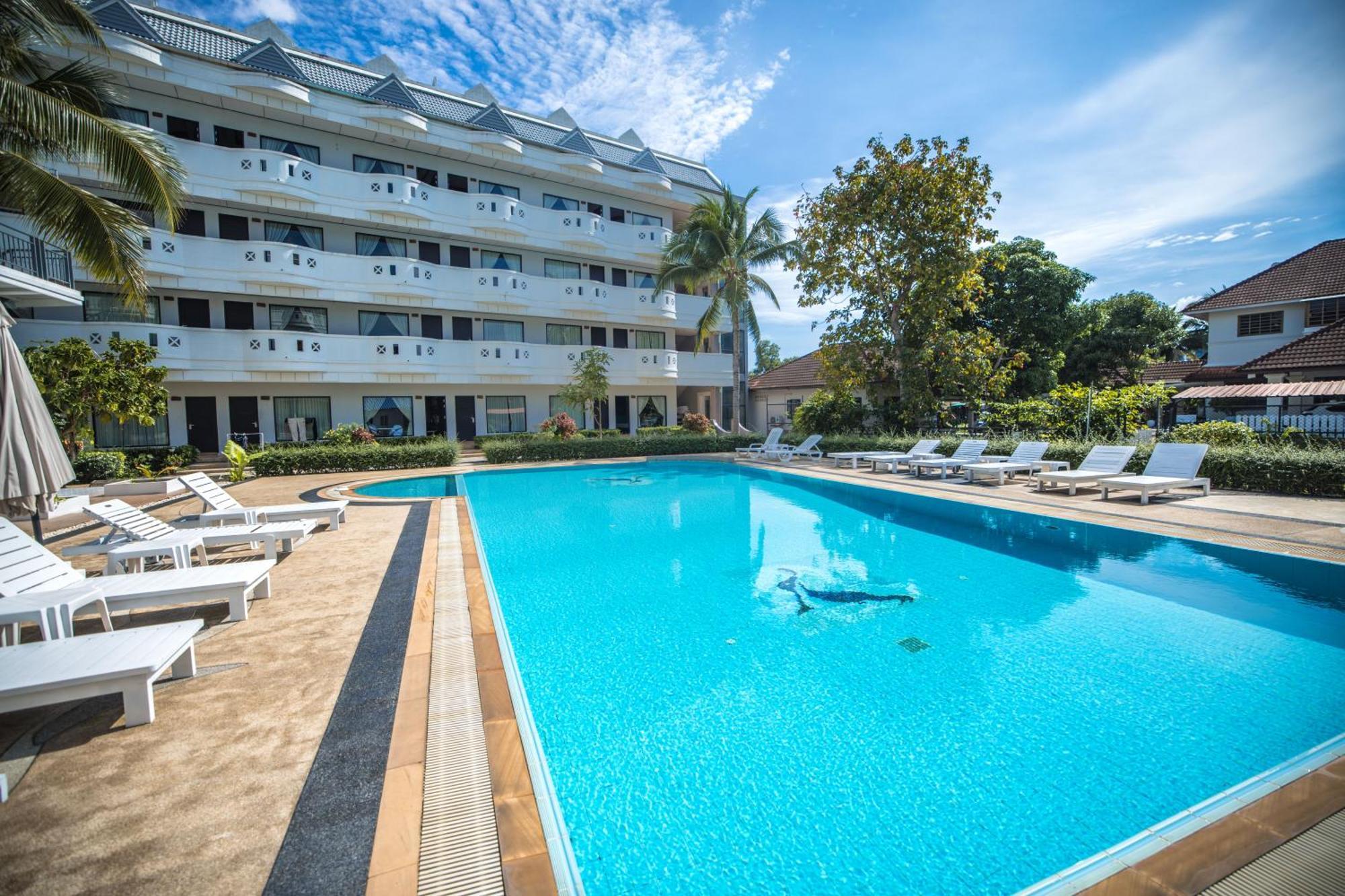 Blue Carina Hotel Phuket Dış mekan fotoğraf