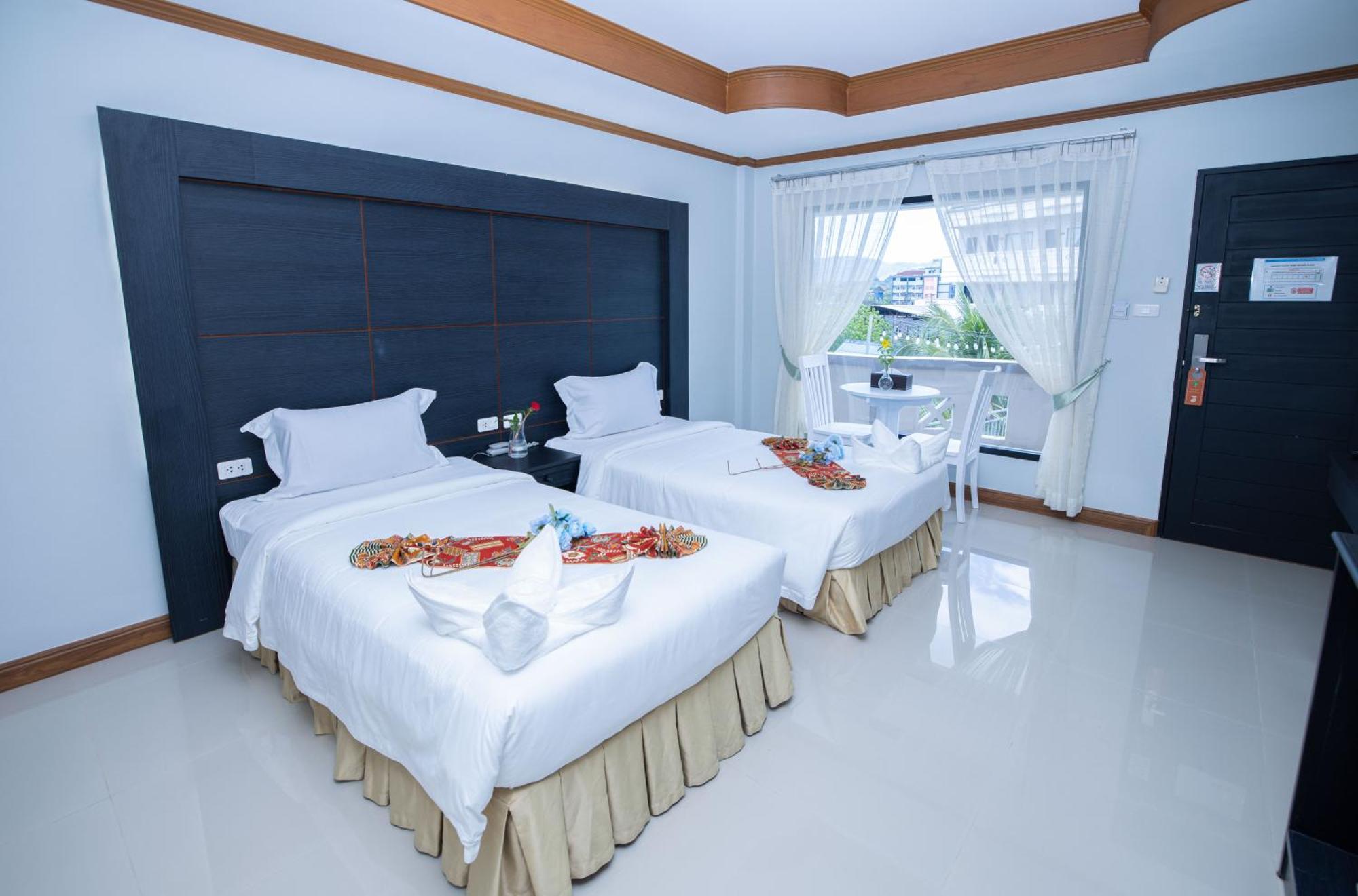 Blue Carina Hotel Phuket Dış mekan fotoğraf