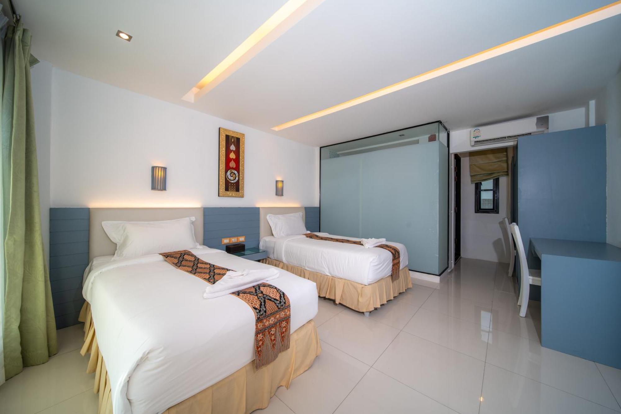 Blue Carina Hotel Phuket Dış mekan fotoğraf